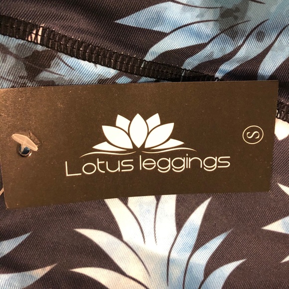 New LotusX Passion Pineapple Leggings. size small. - Picture 2 of 4